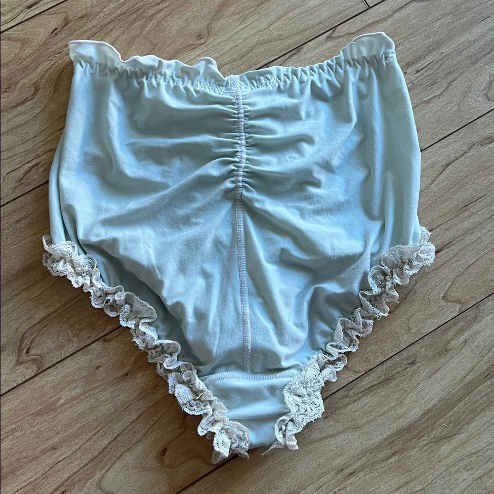 HaH Hot As Hell Lace Pajama Set light blue - Picture 8 of 8